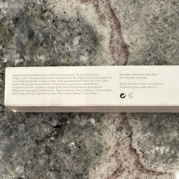 Evio Beauty Brooke Hydrating Lip Gloss - Picture 4 of 4